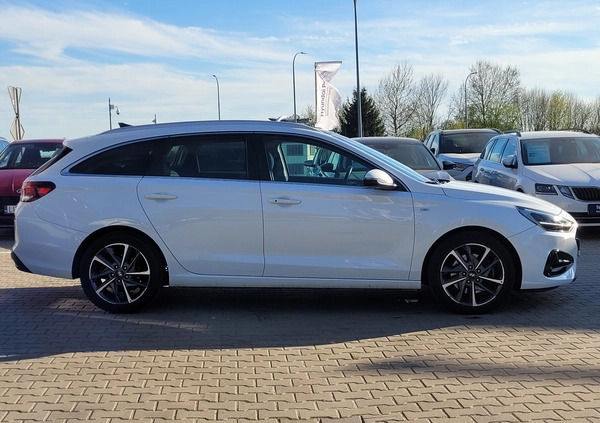 Hyundai I30 cena 92900 przebieg: 88840, rok produkcji 2021 z Czersk małe 667